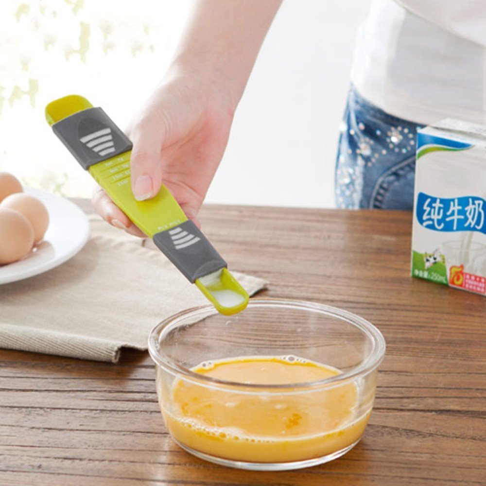 Adjustable measuring scoop / Metering Spoon in Gram ML (Color : Green or White)